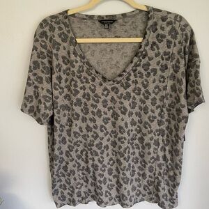 Lucky Brand Gray Leopard Print Shirt Size M